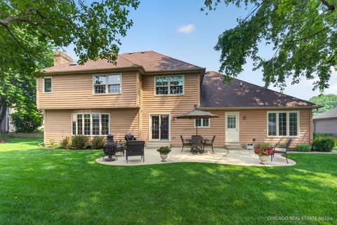 Tiny photo for 425 Brentwood Court, Roselle, IL 60172 (MLS # 12704487)