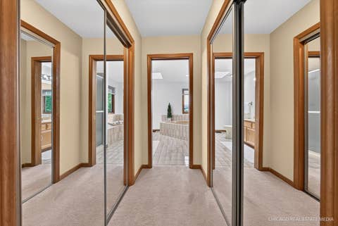 Tiny photo for 425 Brentwood Court, Roselle, IL 60172 (MLS # 12704487)