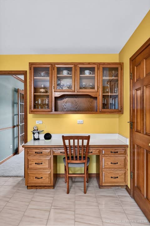 Tiny photo for 425 Brentwood Court, Roselle, IL 60172 (MLS # 12704487)