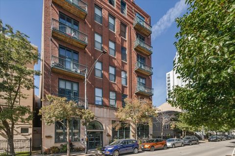 Tiny photo for 1632 S Indiana Avenue #403, Chicago, IL 60616 (MLS # 12489839)