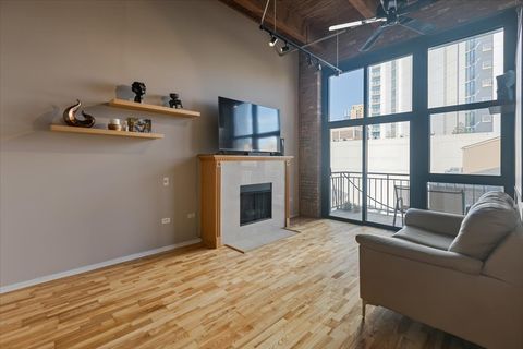 Tiny photo for 1632 S Indiana Avenue #403, Chicago, IL 60616 (MLS # 12489839)