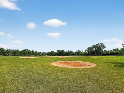 Tiny photo for 232 Long Hill Road, Gurnee, IL 60031 (MLS # 12449992)