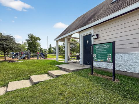 Tiny photo for 232 Long Hill Road, Gurnee, IL 60031 (MLS # 12449992)
