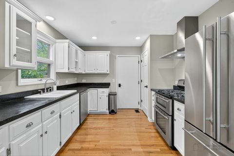 Tiny photo for 232 Long Hill Road, Gurnee, IL 60031 (MLS # 12449992)