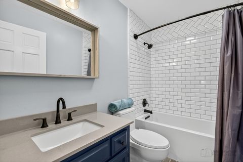 Tiny photo for 232 Long Hill Road, Gurnee, IL 60031 (MLS # 12449992)