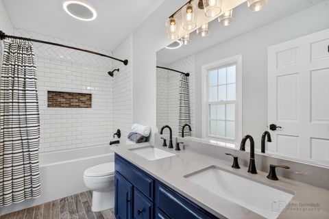 Tiny photo for 232 Long Hill Road, Gurnee, IL 60031 (MLS # 12449992)
