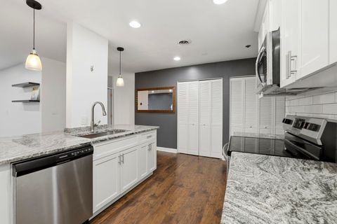 Tiny photo for 190 S Wood Dale Road #200, Wood Dale, IL 60191 (MLS # 12537288)