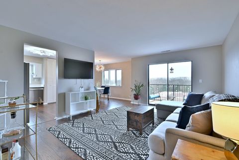 Tiny photo for 7912 W North Avenue #605W, Elmwood Park, IL 60707 (MLS # 12577188)