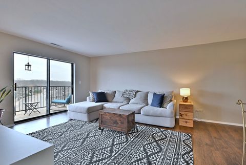 Tiny photo for 7912 W North Avenue #605W, Elmwood Park, IL 60707 (MLS # 12577188)