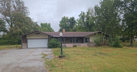 Photo of 1610 W Mccord Street, Centralia, IL 62801 (MLS # 12777569)