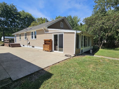 Tiny photo for 2934 Brownsville Road, Mt Vernon, IL 62864 (MLS # 12746620)