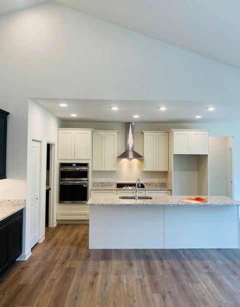 Tiny photo for 852 Timber Oak Lane, Yorkville, IL 60560 (MLS # 12475872)