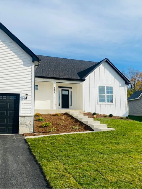 Tiny photo for 852 Timber Oak Lane, Yorkville, IL 60560 (MLS # 12475872)