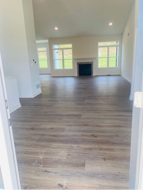 Tiny photo for 852 Timber Oak Lane, Yorkville, IL 60560 (MLS # 12475872)