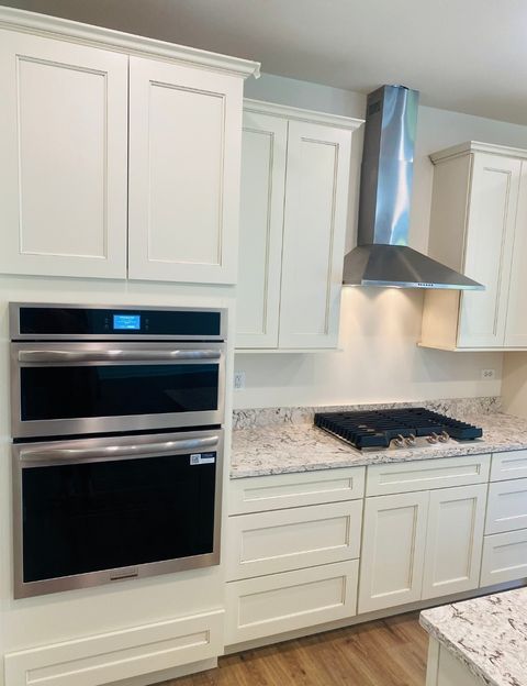 Tiny photo for 852 Timber Oak Lane, Yorkville, IL 60560 (MLS # 12475872)