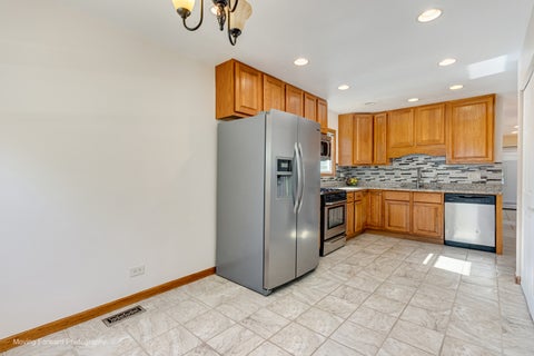 Tiny photo for 1574 HIGHLAND Avenue, Glendale Heights, IL 60139 (MLS # 12785049)