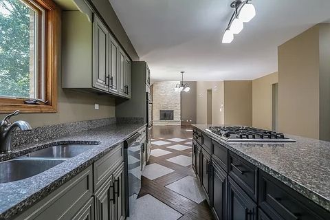 Tiny photo for 6 Allegheny Court, Bolingbrook, IL 60440 (MLS # 12431996)