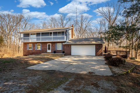 Tiny photo for 16578 N Oak Hill Lane, Mt Vernon, IL 62864 (MLS # 12582908)