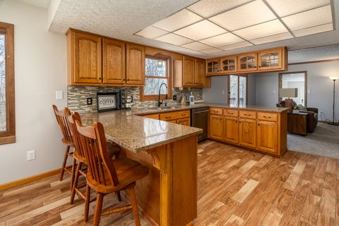 Tiny photo for 16578 N Oak Hill Lane, Mt Vernon, IL 62864 (MLS # 12582908)