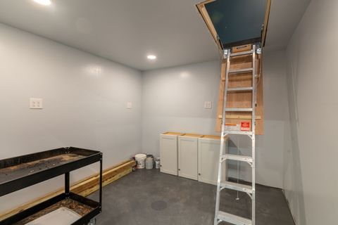 Tiny photo for 16578 N Oak Hill Lane, Mt Vernon, IL 62864 (MLS # 12582908)