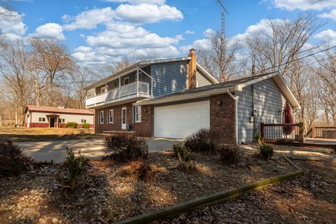 Tiny photo for 16578 N Oak Hill Lane, Mt Vernon, IL 62864 (MLS # 12582908)