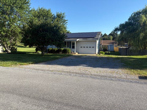 Photo of 108 Linck Street, Marion, IL 62959 (MLS # 12678226)