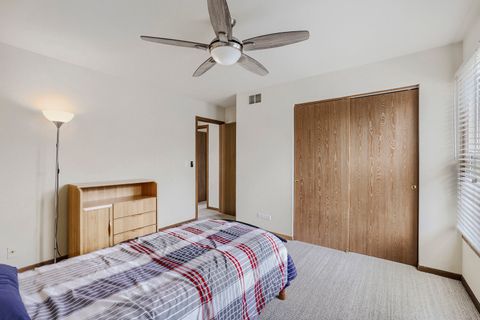 Tiny photo for 305 N Fiore Parkway, Vernon Hills, IL 60061 (MLS # 12617635)