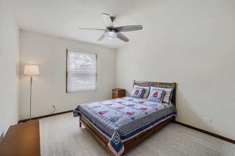 Tiny photo for 305 N Fiore Parkway, Vernon Hills, IL 60061 (MLS # 12617635)