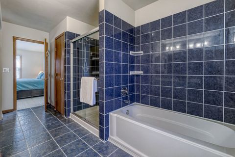 Tiny photo for 305 N Fiore Parkway, Vernon Hills, IL 60061 (MLS # 12617635)