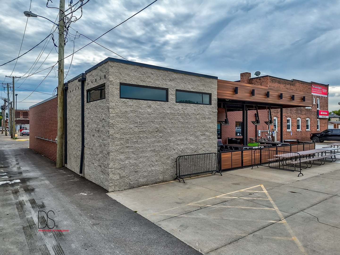 110 E Hickory Street