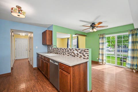 Tiny photo for 1572 Victoria Park Circle, Aurora, IL 60504 (MLS # 12664031)