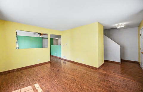 Tiny photo for 1572 Victoria Park Circle, Aurora, IL 60504 (MLS # 12664031)