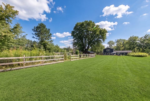 Tiny photo for 1012 Martha Street, Elk Grove Village, IL 60007 (MLS # 12772524)