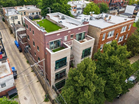 Photo of 2342 W Montana Street #2W, Chicago, IL 60647 (MLS # 12733650)