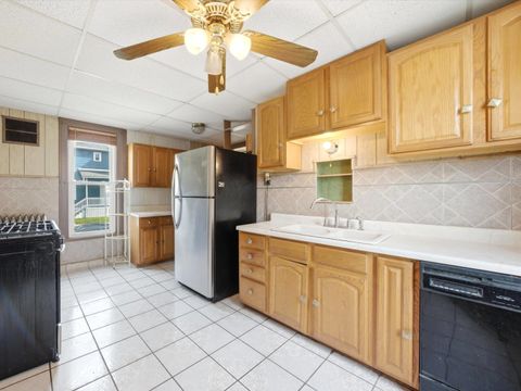 Tiny photo for 315 Richards Street, Joliet, IL 60433 (MLS # 12623747)