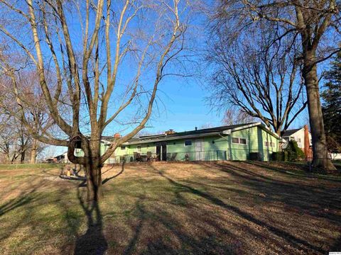 Tiny photo for 2524 Southbrook Rd. Rd, Quincy, IL 62305 (MLS # 12587341)