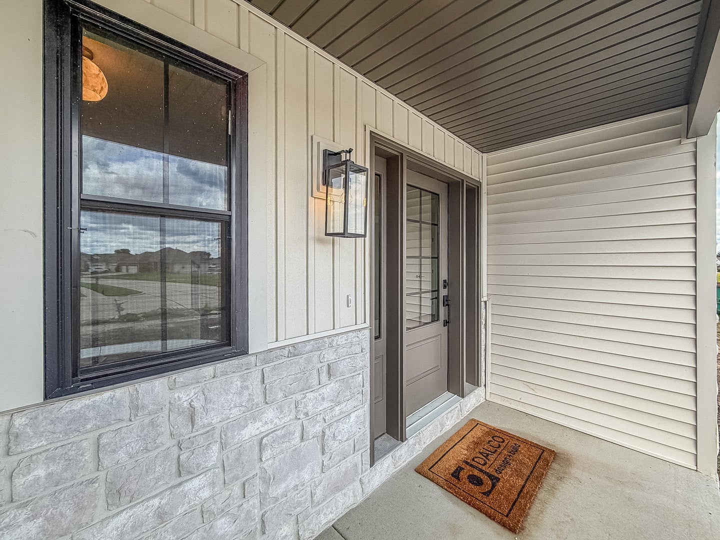 3016 Beringer Circle