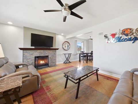 Tiny photo for 10265 Dickens Street, Westchester, IL 60154 (MLS # 12623378)