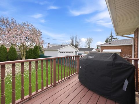 Tiny photo for 10265 Dickens Street, Westchester, IL 60154 (MLS # 12623378)