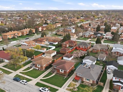 Tiny photo for 10265 Dickens Street, Westchester, IL 60154 (MLS # 12623378)