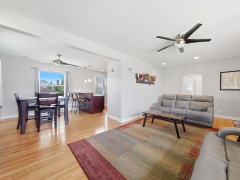 Tiny photo for 10265 Dickens Street, Westchester, IL 60154 (MLS # 12623378)