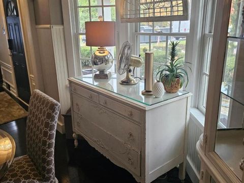 Tiny photo for 11333 Hiawatha Lane, Indian Head Park, IL 60525 (MLS # 12509980)