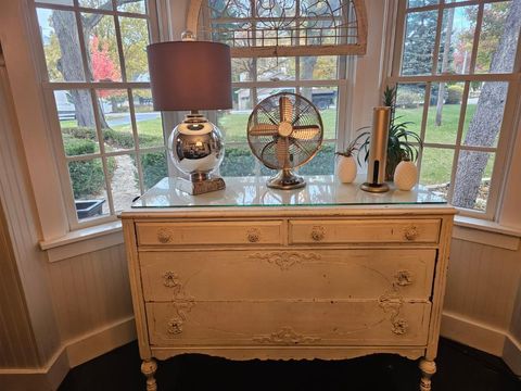 Tiny photo for 11333 Hiawatha Lane, Indian Head Park, IL 60525 (MLS # 12509980)