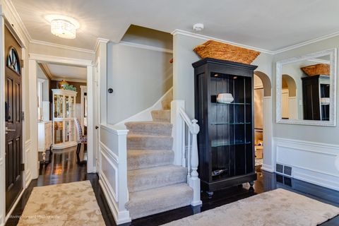 Tiny photo for 11333 Hiawatha Lane, Indian Head Park, IL 60525 (MLS # 12509980)