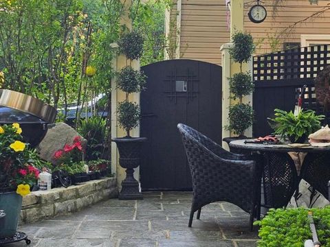 Tiny photo for 11333 Hiawatha Lane, Indian Head Park, IL 60525 (MLS # 12509980)