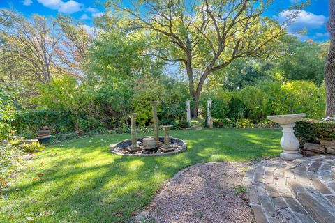 Tiny photo for 11333 Hiawatha Lane, Indian Head Park, IL 60525 (MLS # 12509980)