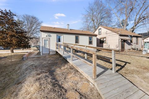 Tiny photo for 3223 McKinley Avenue, Davenport, IA 52802 (MLS # 12570075)