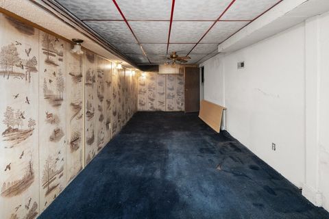 Tiny photo for 3223 McKinley Avenue, Davenport, IA 52802 (MLS # 12570075)