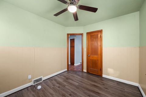 Tiny photo for 3223 McKinley Avenue, Davenport, IA 52802 (MLS # 12570075)