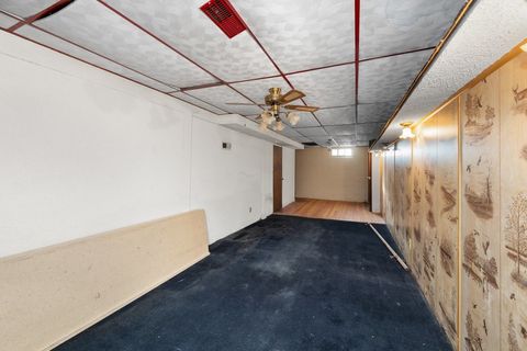 Tiny photo for 3223 McKinley Avenue, Davenport, IA 52802 (MLS # 12570075)